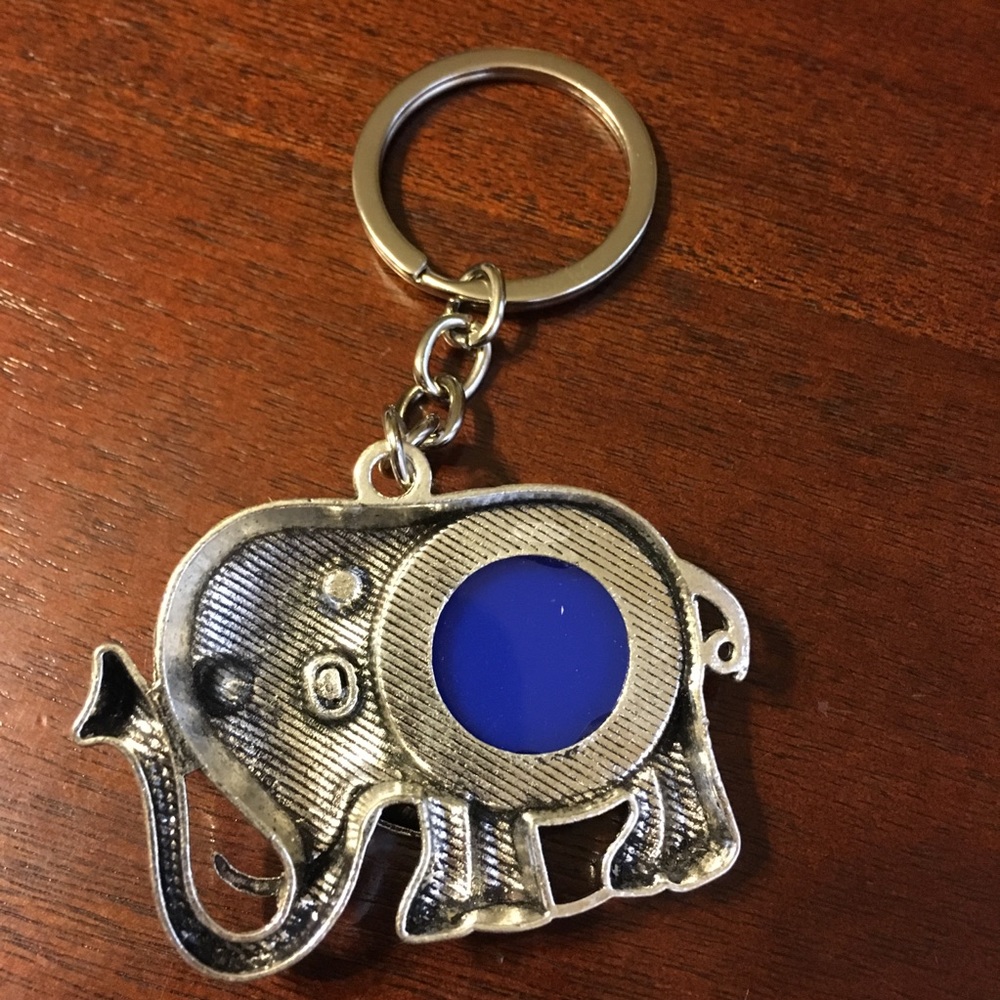 Gorgeous key chain - Picture 3 of 3